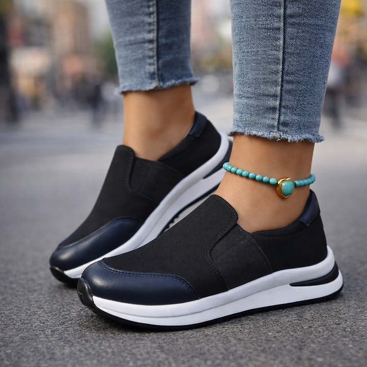 Calderon Trail Rise Sneakers