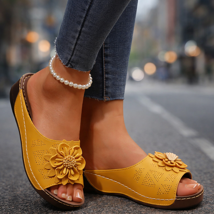 Alvera Bloom Slides