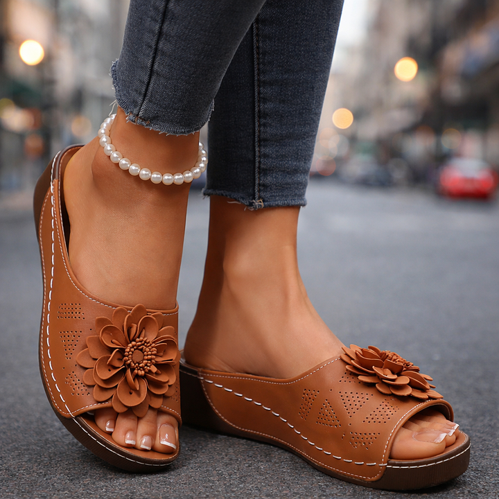 Alvera Bloom Slides