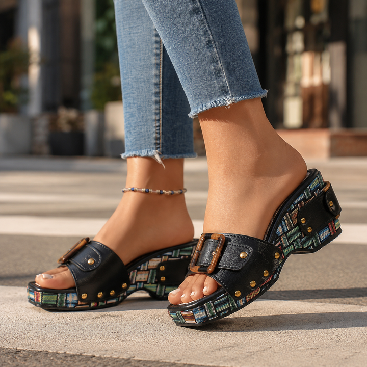 Solara Comfort Slides