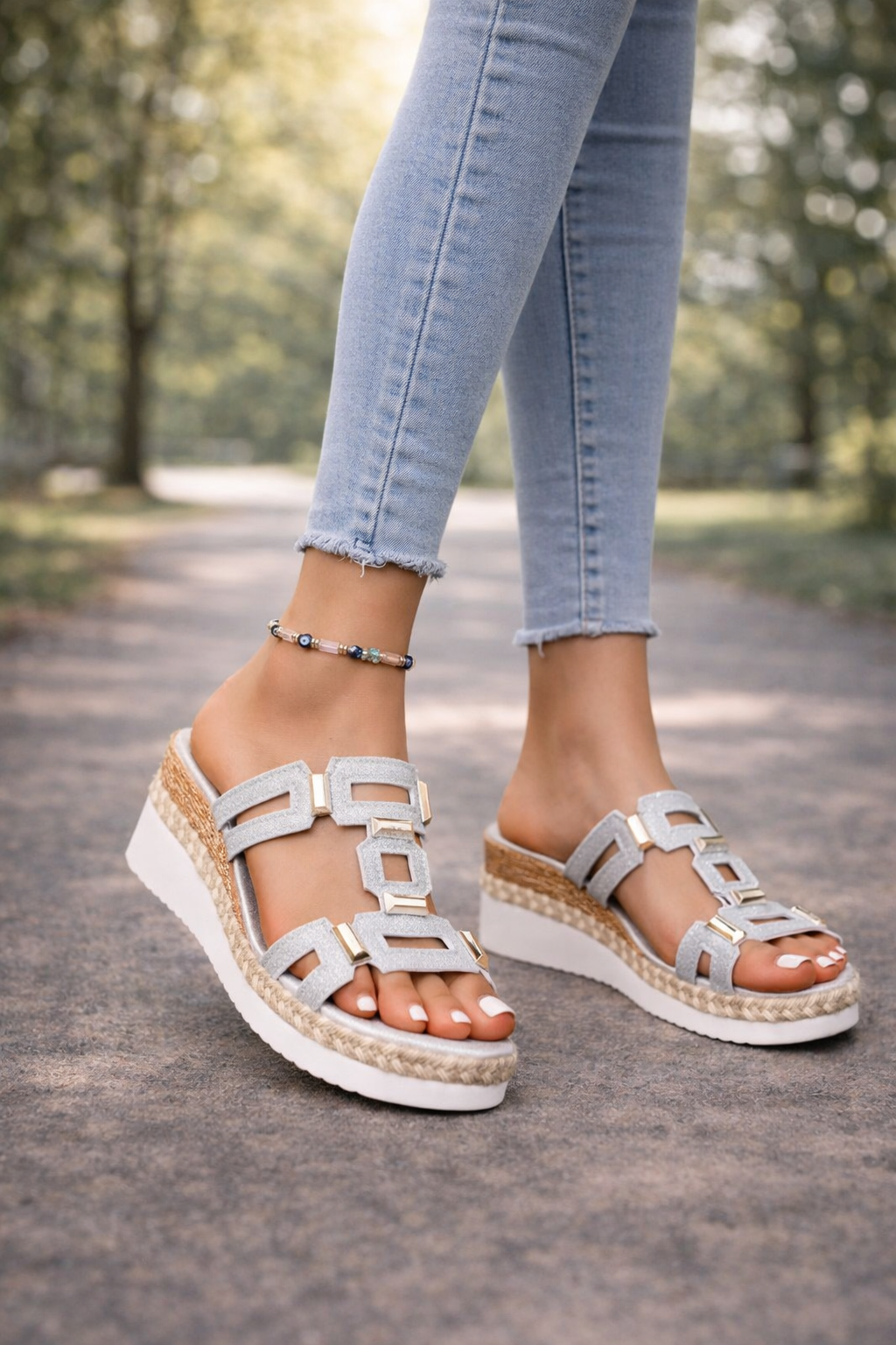 Calivra Chainform Slides