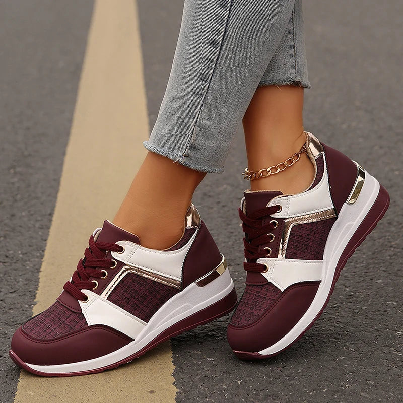 Valenora Rise Sneakers