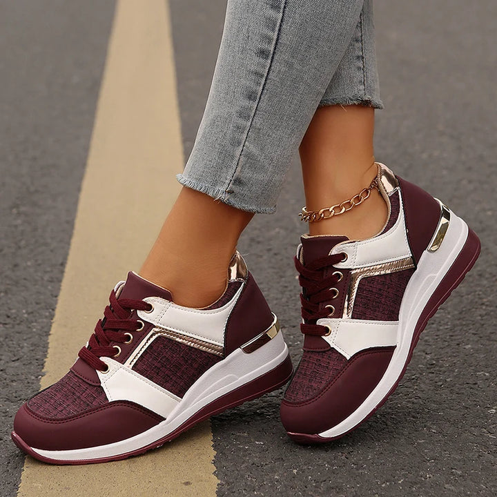 Valenora Rise Sneakers