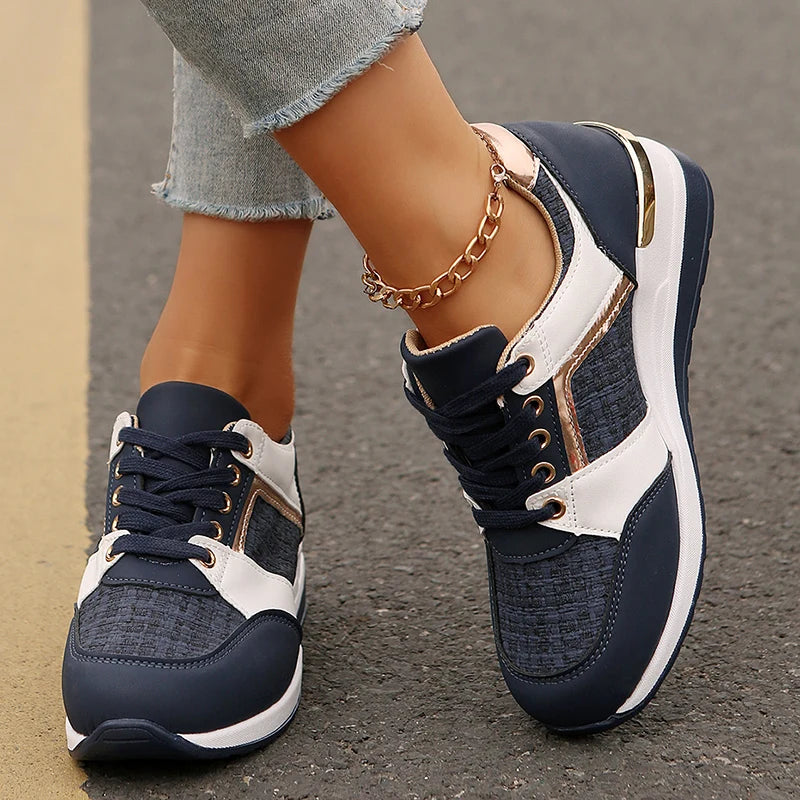 Valenora Rise Sneakers