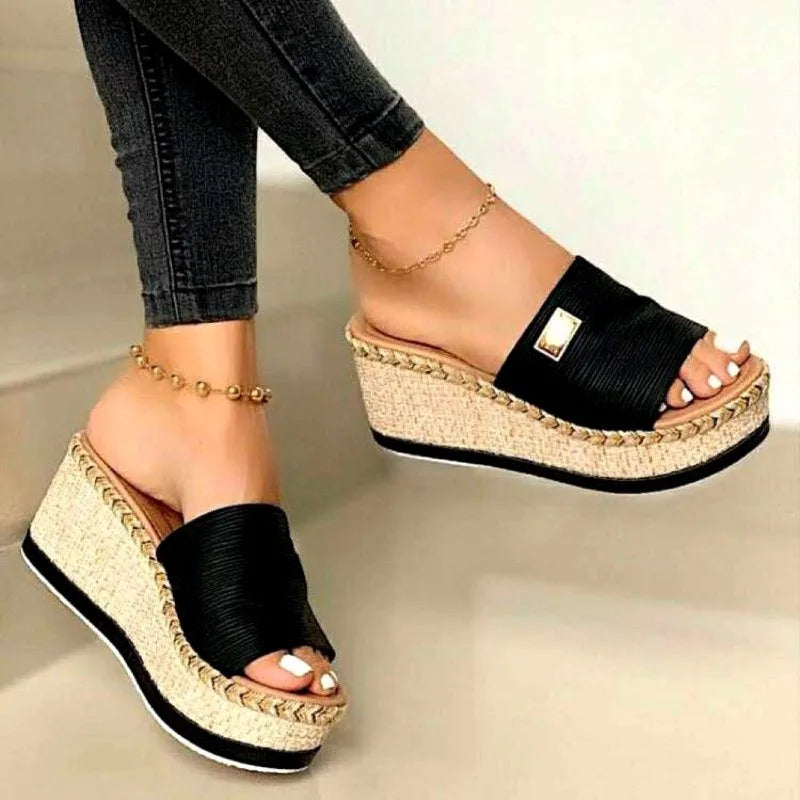 Alvera Ropeform Wedges