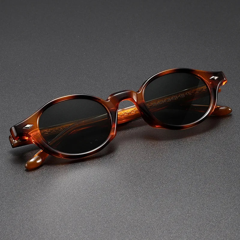 Nivo Coast Shades