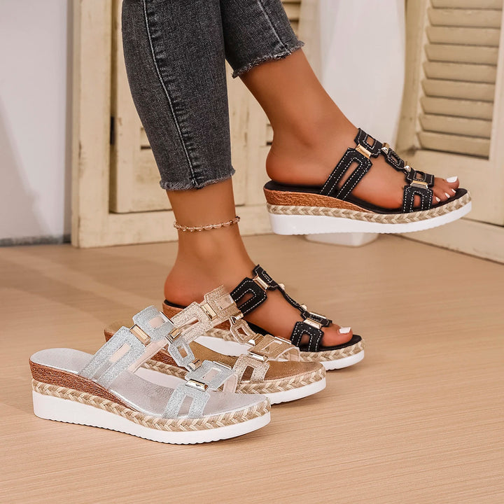 Calivra Chainform Slides