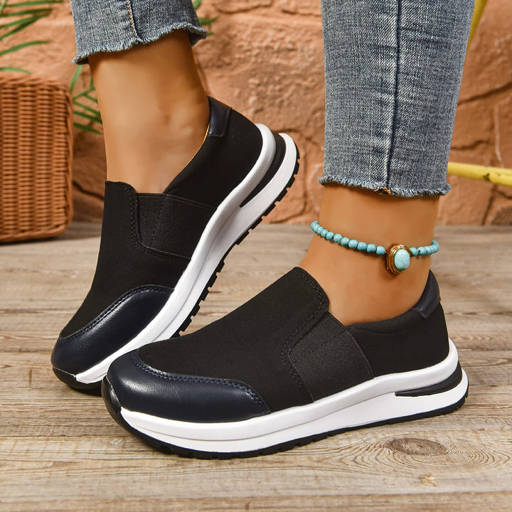 Calderon Trail Rise Sneakers