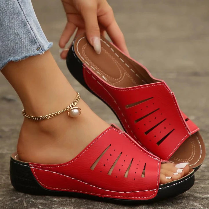 Ravella Comfort Slides