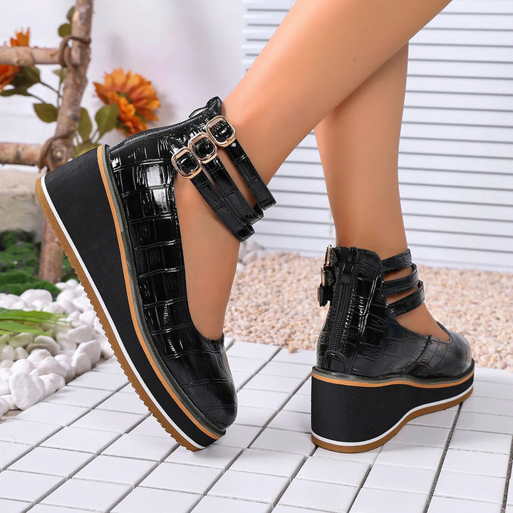 Corvina Croc Platforms