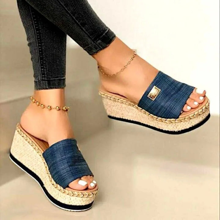 Alvera Ropeform Wedges