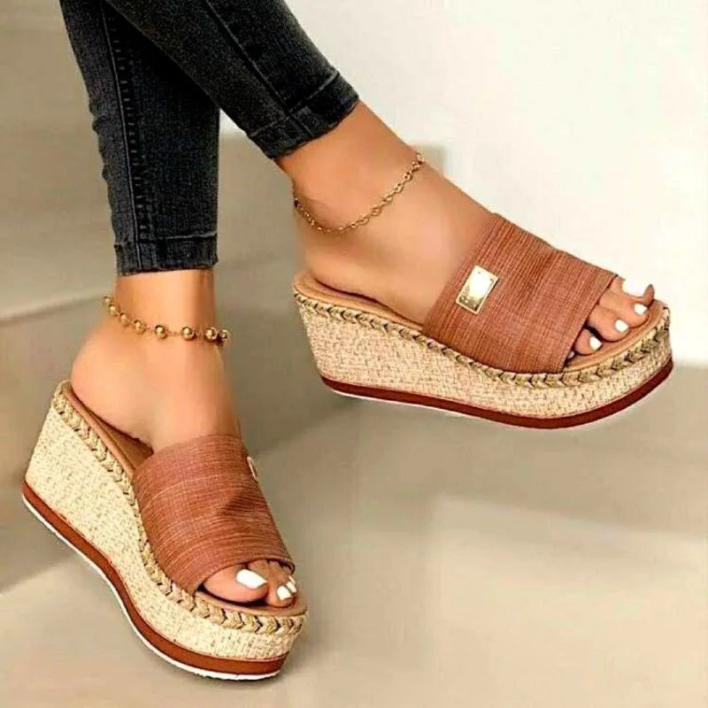Alvera Ropeform Wedges