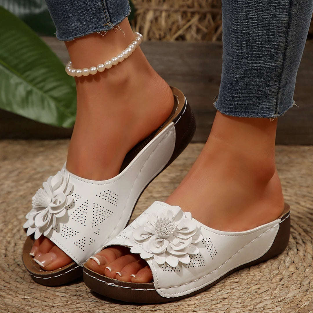 Alvera Bloom Slides