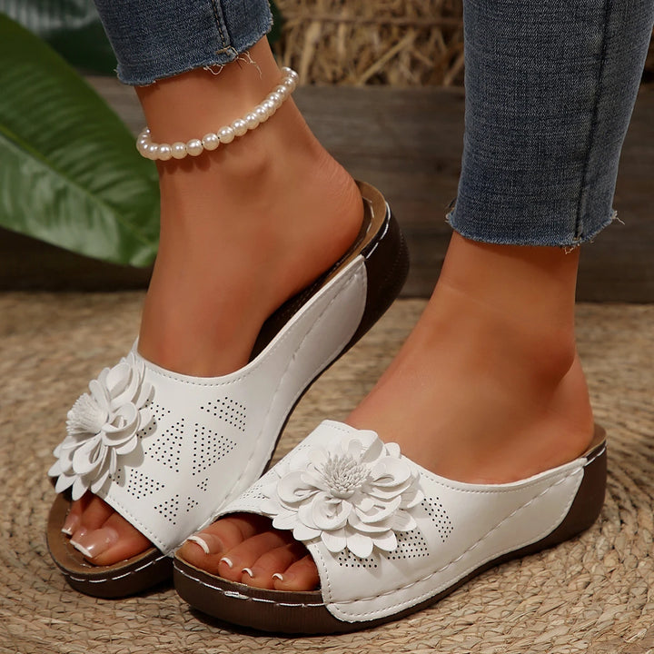 Alvera Bloom Slides
