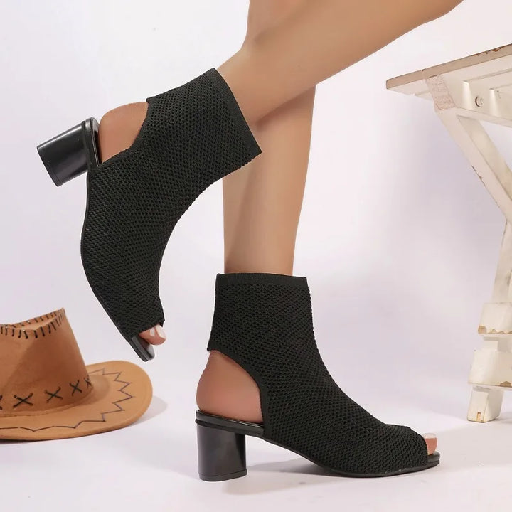 Elvara Knitform Heels
