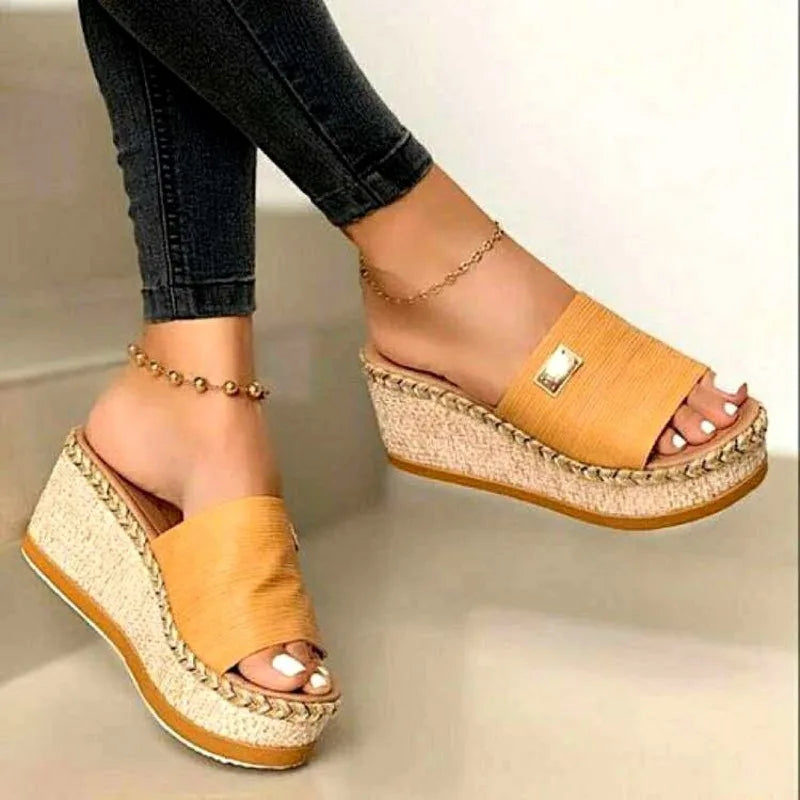 Alvera Ropeform Wedges